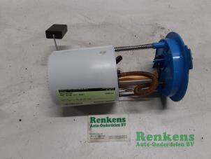 Gebruikte Benzinepomp Seat Altea XL (5P5) 1.4 TSI 16V Prijs € 40,00 Margeregeling aangeboden door Renkens Auto-Onderdelen B.V.