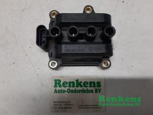 Gebruikte Bobine Dacia Sandero I (BS) 1.2 16V Prijs € 25,00 Margeregeling aangeboden door Renkens Auto-Onderdelen B.V.