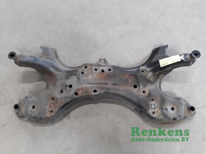 Gebruikte Subframe Toyota Corolla (E12) 1.4 16V VVT-i Prijs € 60,00 Margeregeling aangeboden door Renkens Auto-Onderdelen B.V.