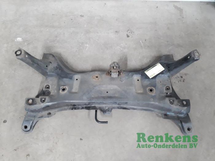 Gebruikte Subframe BMW 3 serie Touring (E36/3) 318i Prijs € 60,00 Margeregeling aangeboden door Renkens Auto-Onderdelen B.V.