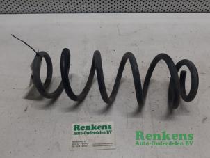 Gebruikte Schroefveer achter Fiat Sedici (189) 1.9 JTD Multijet Emotion Prijs € 20,00 Margeregeling aangeboden door Renkens Auto-Onderdelen B.V.