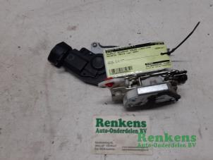 Gebruikte Deurslot Mechaniek 4Deurs links-voor Daihatsu Trevis 1.0 12V DVVT Prijs € 35,00 Margeregeling aangeboden door Renkens Auto-Onderdelen B.V.
