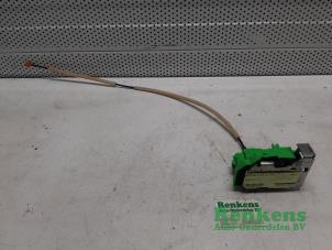 Gebruikte Deurslot Mechaniek 2Deurs rechts Alfa Romeo MiTo (955) 1.4 Prijs € 40,00 Margeregeling aangeboden door Renkens Auto-Onderdelen B.V.