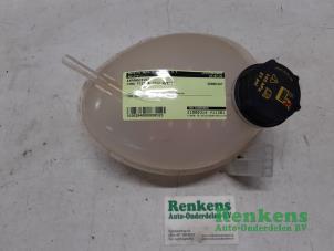 Gebruikte Expansievat Ford Fiesta 7 1.1 Ti-VCT 12V 85 Prijs € 20,00 Margeregeling aangeboden door Renkens Auto-Onderdelen B.V.