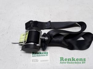 Gebruikte Veiligheidsgordel rechts-achter Renault Scénic III (JZ) 1.5 dCi 105 Prijs € 40,00 Margeregeling aangeboden door Renkens Auto-Onderdelen B.V.