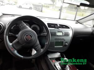 Gebruikte Airbag set + dashboard Seat Leon (1P1) 2.0 TFSI FR 16V Prijs op aanvraag aangeboden door Renkens Auto-Onderdelen B.V.
