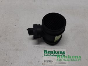 Gebruikte Luchtmassameter Chrysler Voyager/Grand Voyager (RG/RS) 2.8 CRD 16V Autom. Prijs € 30,00 Margeregeling aangeboden door Renkens Auto-Onderdelen B.V.