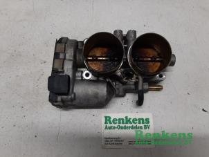 Gebruikte Gasklephuis Opel Omega B (25/26/27) 2.6 V6 24V Prijs € 50,00 Margeregeling aangeboden door Renkens Auto-Onderdelen B.V.