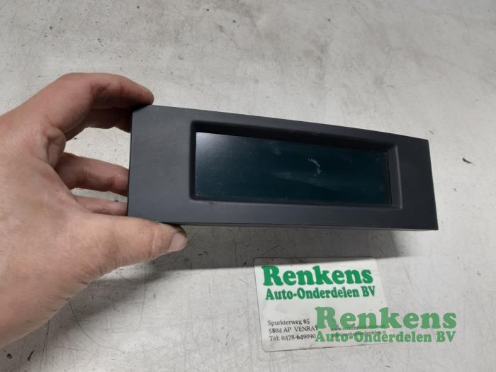 Gebruikte Display Interieur Peugeot 3008 I (0U/HU) 2.0 HDiF 16V Prijs € 30,00 Margeregeling aangeboden door Renkens Auto-Onderdelen B.V.