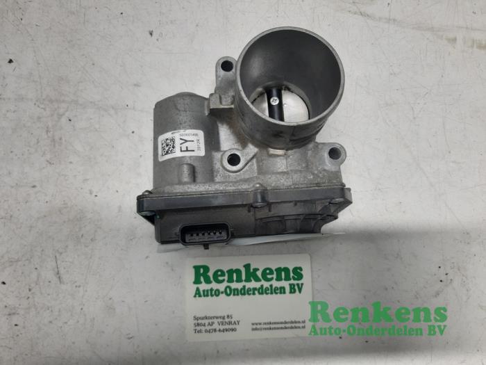 Gebruikte Gasklephuis Renault Twingo III (AH) 1.0 SCe 70 12V Prijs € 30,00 Margeregeling aangeboden door Renkens Auto-Onderdelen B.V.