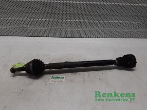 Gebruikte Cardanas rechts-voor (VWA) Volkswagen Lupo (6X1) 1.4 16V 75 Prijs € 30,00 Margeregeling aangeboden door Renkens Auto-Onderdelen B.V.