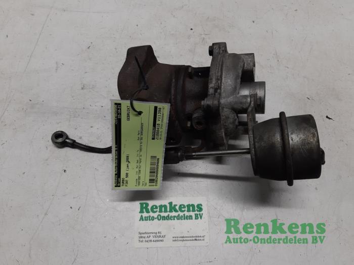 Gebruikte G-lader Fiat 500 (312) 1.3 MJTD 16V Prijs € 175,00 Margeregeling aangeboden door Renkens Auto-Onderdelen B.V.