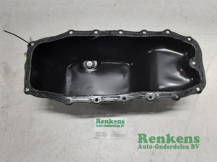 Gebruikte Carterpan Fiat 500 (312) 1.3 MJTD 16V Prijs € 30,00 Margeregeling aangeboden door Renkens Auto-Onderdelen B.V.