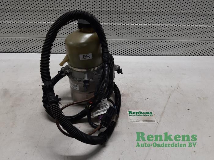 Gebruikte Servopomp Opel Astra G (F08/48) 1.6 Prijs € 75,00 Margeregeling aangeboden door Renkens Auto-Onderdelen B.V.