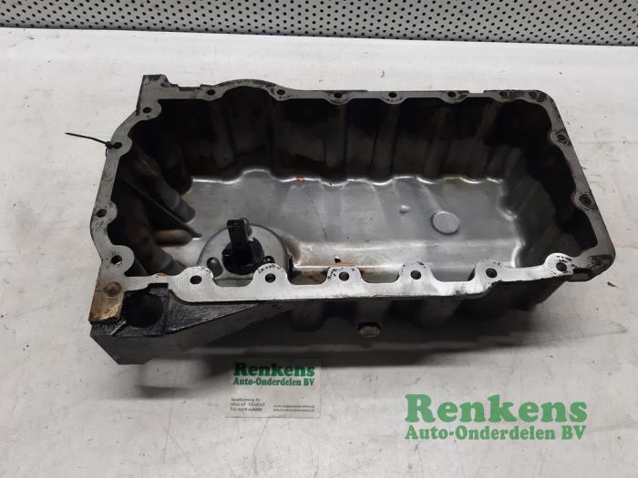 Gebruikte Carterpan Audi A3 (8P1) 2.0 16V FSI Prijs € 50,00 Margeregeling aangeboden door Renkens Auto-Onderdelen B.V.