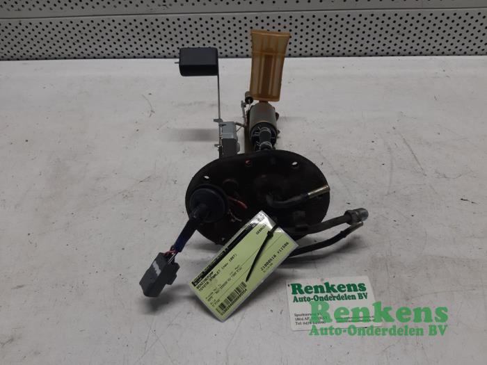 Gebruikte Benzinepomp Toyota Starlet (EP9) 1.3,XLi,GLi 16V Prijs € 35,00 Margeregeling aangeboden door Renkens Auto-Onderdelen B.V.