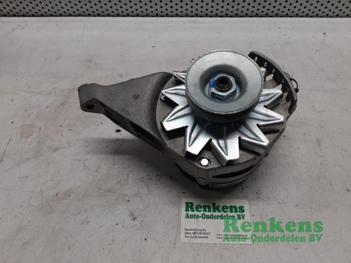 Gebruikte Dynamo Renault Twingo (C06) 1.2 SPi Phase I Prijs € 40,00 Margeregeling aangeboden door Renkens Auto-Onderdelen B.V.