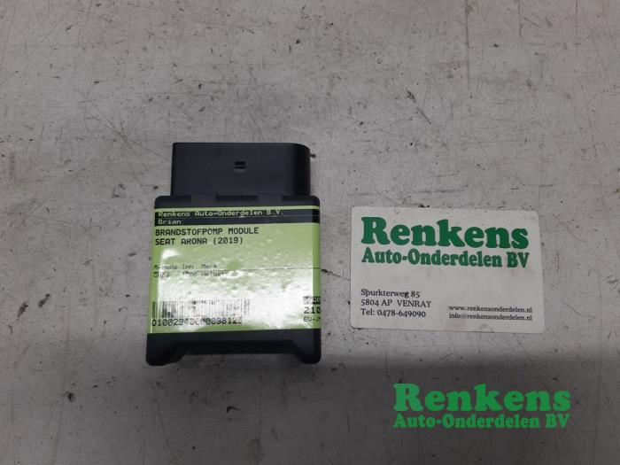Gebruikte Brandstofpomp module Seat Arona (KJX) 1.0 TSI 12V Prijs € 25,00 Margeregeling aangeboden door Renkens Auto-Onderdelen B.V.
