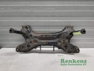 Gebruikte Subframe Toyota Yaris (P1) 1.3 16V VVT-i Prijs € 65,00 Margeregeling aangeboden door Renkens Auto-Onderdelen B.V.