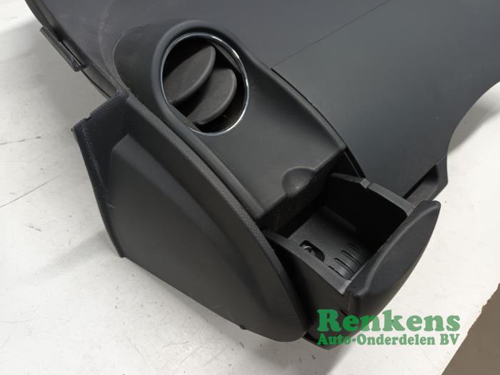 Airbag Set+Module van een Toyota Yaris II (P9) 1.33 16V Dual VVT-I 2009