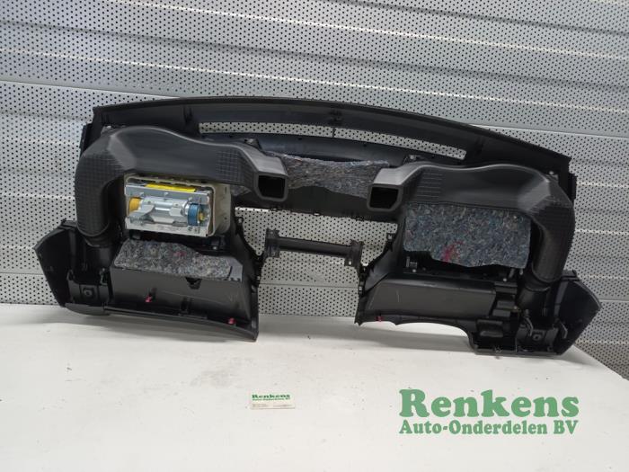 Airbag Set+Module van een Toyota Yaris II (P9) 1.33 16V Dual VVT-I 2009