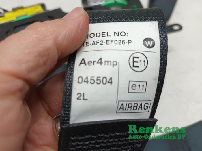 Airbag Set+Module van een Toyota Yaris II (P9) 1.33 16V Dual VVT-I 2009