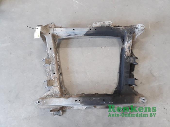 Gebruikte Subframe Renault Kangoo Express (FC) 1.5 dCi 65 Prijs € 90,00 Margeregeling aangeboden door Renkens Auto-Onderdelen B.V.