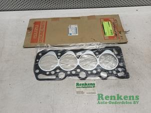 Nieuwe Koppakking Opel Corsa B (73/78/79) 1.5D Prijs € 40,00 Inclusief btw aangeboden door Renkens Auto-Onderdelen B.V.