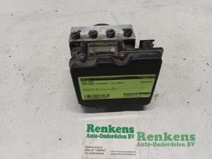Gebruikte ABS Pomp Mercedes A (W169) 2.0 A-160 CDI 16V 3-Drs. Prijs € 75,00 Margeregeling aangeboden door Renkens Auto-Onderdelen B.V.