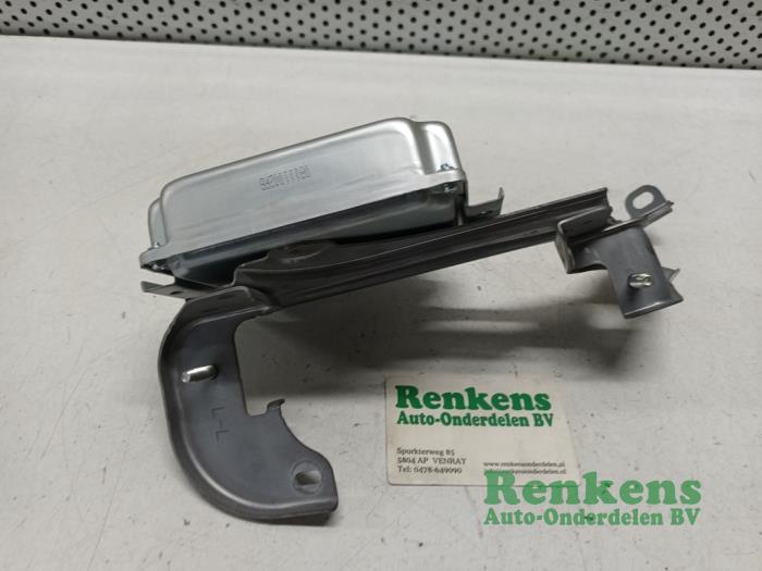 Start/Stop computer van een Toyota Yaris II (P9) 1.33 16V Dual VVT-I 2009