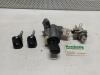 Toyota Yaris II (P9) 1.33 16V Dual VVT-I Cilinderslotenset (compleet)