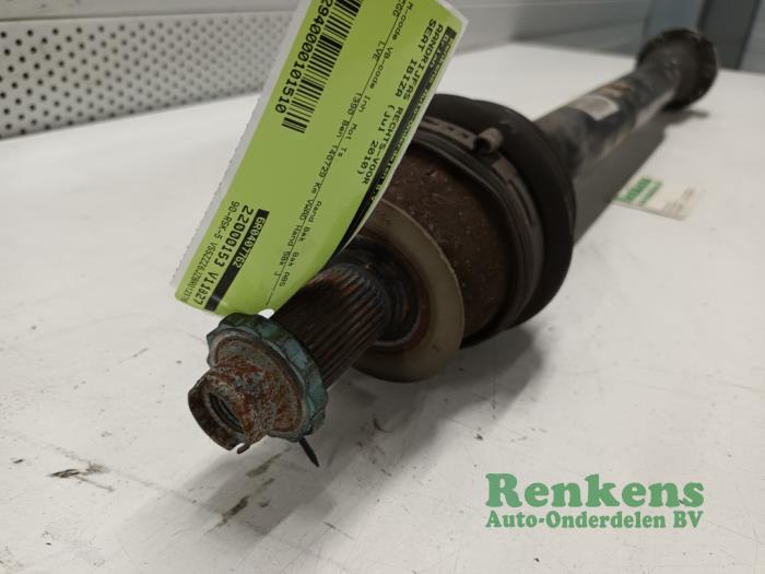 Aandrijfas rechts-voor van een Seat Ibiza ST (6J8) 1.4 16V 2010