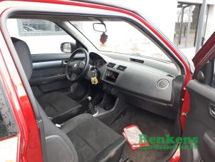 Gebruikte Airbag Set + Module Suzuki Swift (ZA/ZC/ZD1/2/3/9) 1.3 VVT 16V Prijs op aanvraag aangeboden door Renkens Auto-Onderdelen B.V.