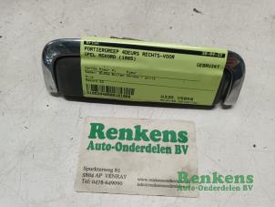 Gebruikte Deurgreep 4Deurs rechts-voor Opel Rekord E1/E2/F 2.3 D Prijs € 20,00 Margeregeling aangeboden door Renkens Auto-Onderdelen B.V.