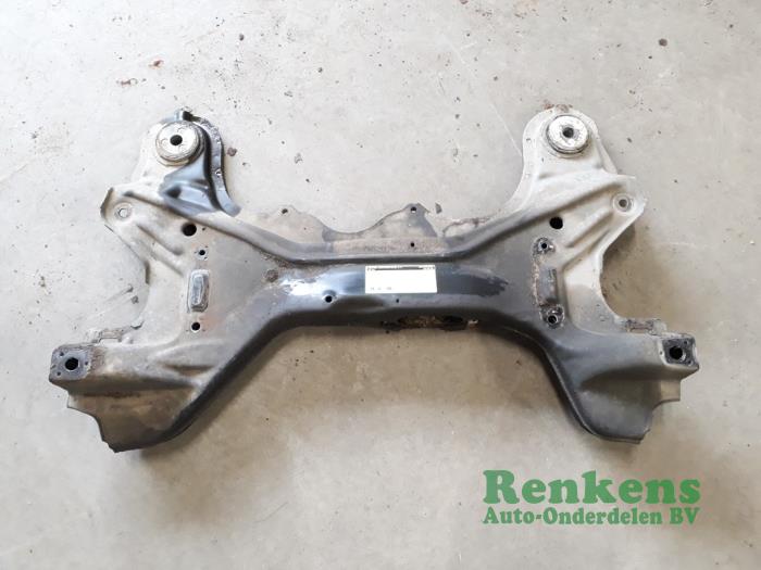 Gebruikte Subframe Audi A3 (8L1) 1.6 Prijs € 60,00 Margeregeling aangeboden door Renkens Auto-Onderdelen B.V.