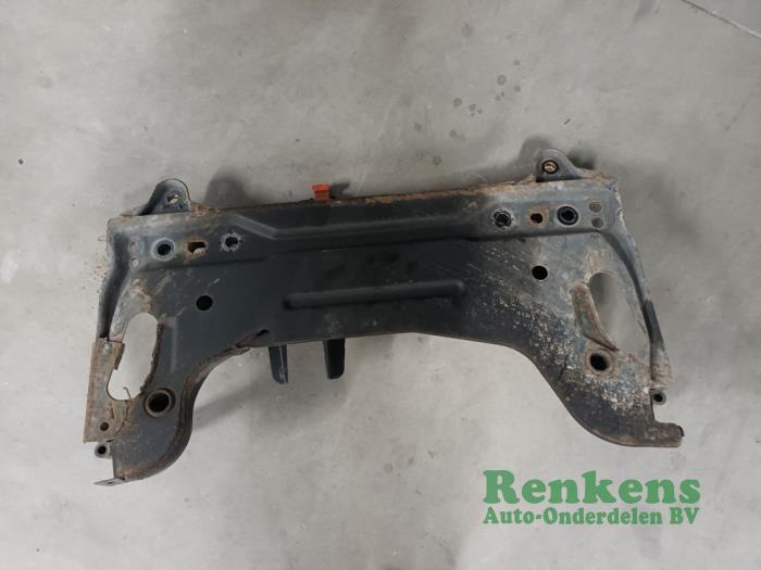 Subframe van een Mazda 2 (NB/NC/ND/NE) 1.4 16V 2006