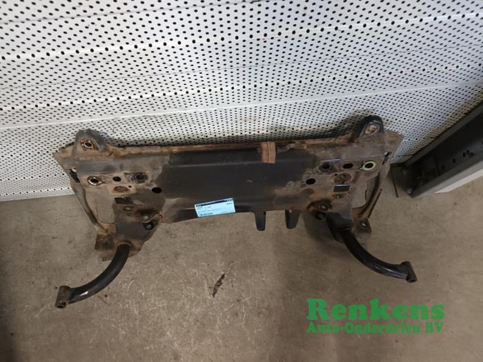 Subframe van een Mazda 2 (NB/NC/ND/NE) 1.4 16V 2006