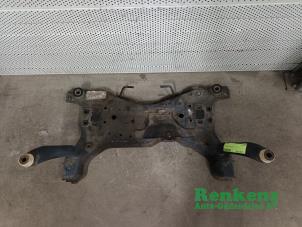 Gebruikte Subframe Ford Kuga I 2.0 TDCi 16V 140 Prijs € 175,00 Margeregeling aangeboden door Renkens Auto-Onderdelen B.V.
