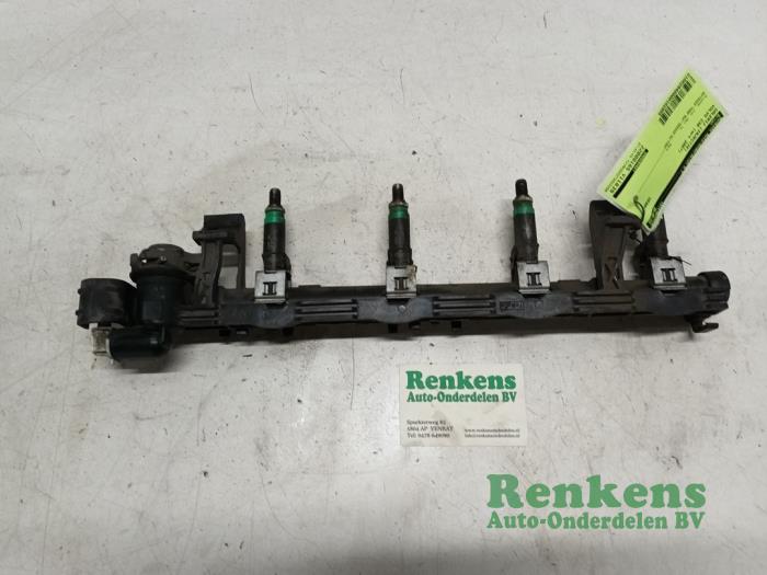 Gebruikte Galerij (Injectie) Volvo C30 (EK/MK) 1.6 16V Prijs € 60,00 Margeregeling aangeboden door Renkens Auto-Onderdelen B.V.
