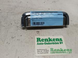 Gebruikte Deurgreep 4Deurs rechts-voor Opel Rekord E1/E2/F 2.0 S Prijs € 20,00 Margeregeling aangeboden door Renkens Auto-Onderdelen B.V.