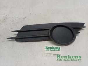 Gebruikte Afdekplaat mistlamp links Opel Corsa D 1.2 16V Prijs € 15,00 Margeregeling aangeboden door Renkens Auto-Onderdelen B.V.