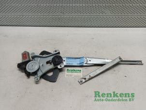 Gebruikte Ruitmechaniek 4Deurs rechts-voor Chevrolet Kalos (SF48) 1.4 Prijs € 35,00 Margeregeling aangeboden door Renkens Auto-Onderdelen B.V.