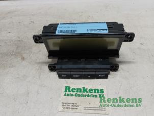 Gebruikte Display Interieur Kia Cee'd Sporty Wagon (EDF) 1.6 CRDi 115 16V Prijs € 30,00 Margeregeling aangeboden door Renkens Auto-Onderdelen B.V.