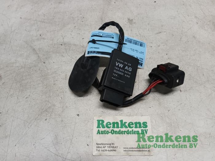 Gebruikte Brandstofpomp module Audi A1 Sportback (8XA/8XF) 1.4 TFSI Cylinder on demand 16V Prijs € 25,00 Margeregeling aangeboden door Renkens Auto-Onderdelen B.V.