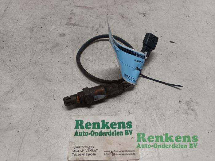 Gebruikte Lambda Sonde Renault Twingo II (CN) 1.2 16V Prijs € 20,00 Margeregeling aangeboden door Renkens Auto-Onderdelen B.V.