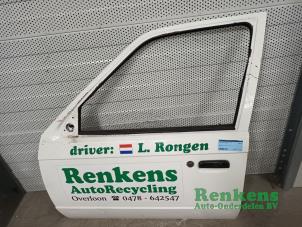 Gebruikte Portier 4Deurs links-voor Opel Kadett D (31/32/33/34/41/42/43/44) 1.3 N Prijs op aanvraag aangeboden door Renkens Auto-Onderdelen B.V.