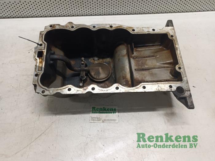 Gebruikte Carterpan Opel Tigra Twin Top 1.4 16V Prijs € 35,00 Margeregeling aangeboden door Renkens Auto-Onderdelen B.V.