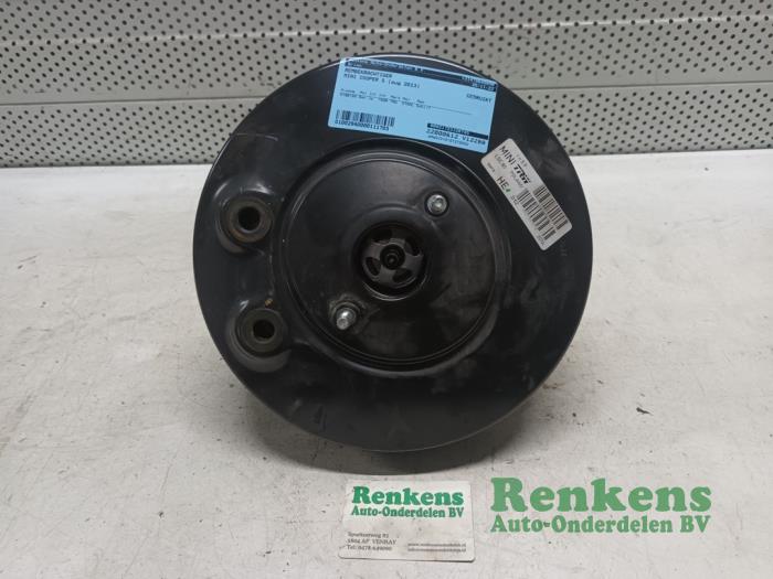 Gebruikte Rembooster Mini Mini (R56) 1.6 16V Cooper S Prijs € 60,00 Margeregeling aangeboden door Renkens Auto-Onderdelen B.V.