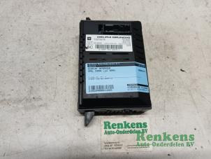 Gebruikte Display Interieur Opel Corsa D 1.2 16V Prijs € 40,00 Margeregeling aangeboden door Renkens Auto-Onderdelen B.V.