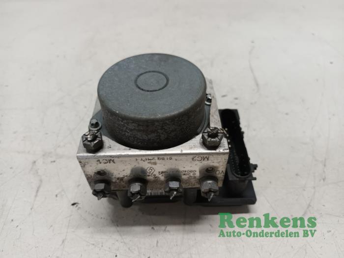 Gebruikte ABS Pomp Renault Kangoo/Grand Kangoo (KW) 1.6 Prijs op aanvraag aangeboden door Renkens Auto-Onderdelen B.V.